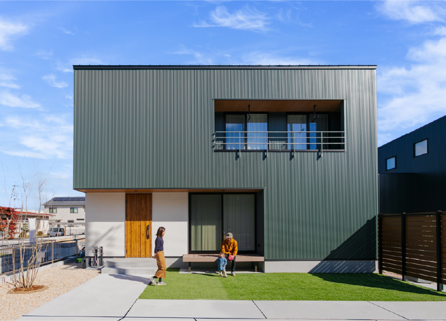 木目×グレーのお家