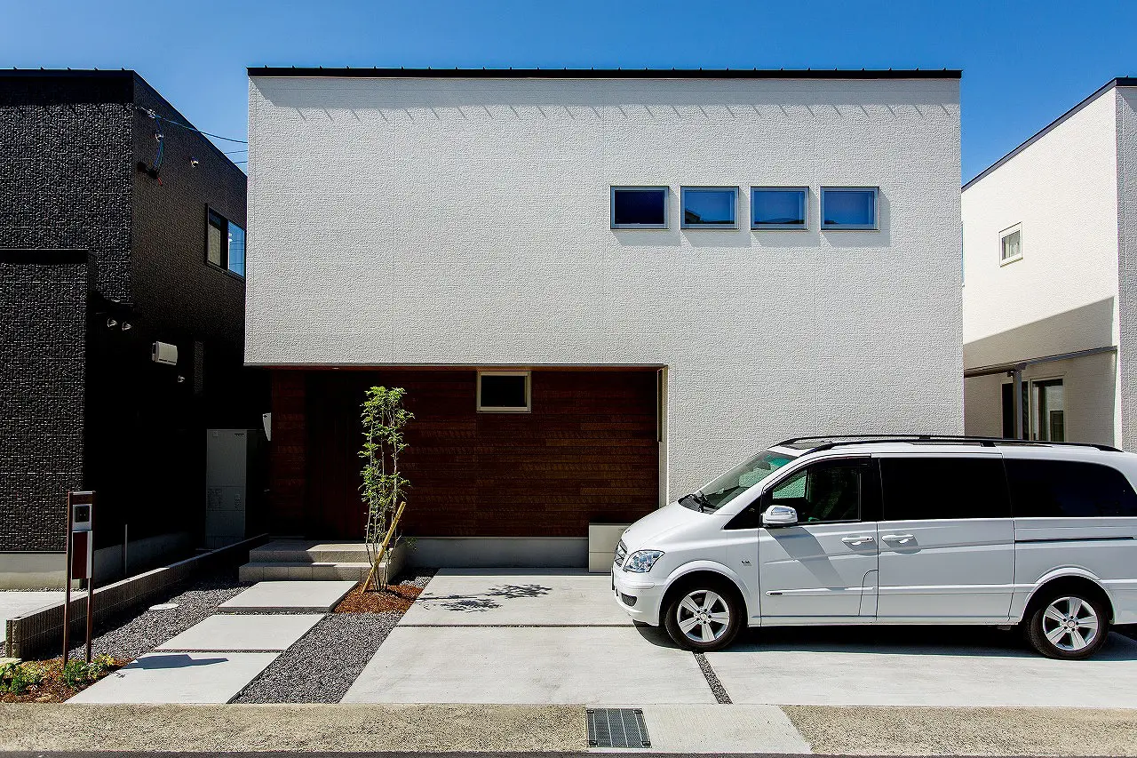 リビングにみんな集まる団らんの家