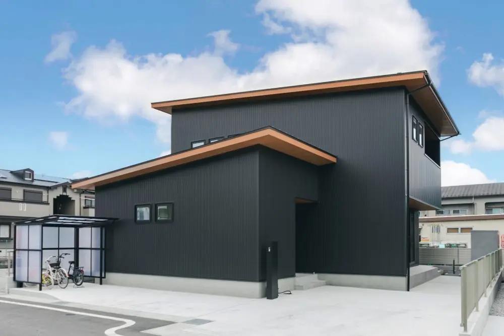 家族がつながる黒ガルバの家