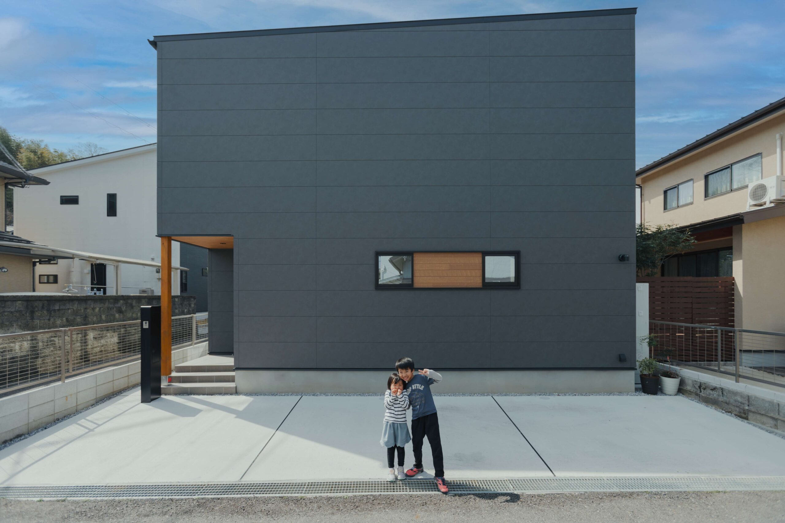 趣味を楽しむ片流れの家